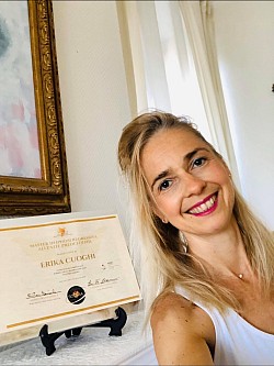 Erika Lion con « Master di Ipnosi Regressiva alle Vite Precedenti »